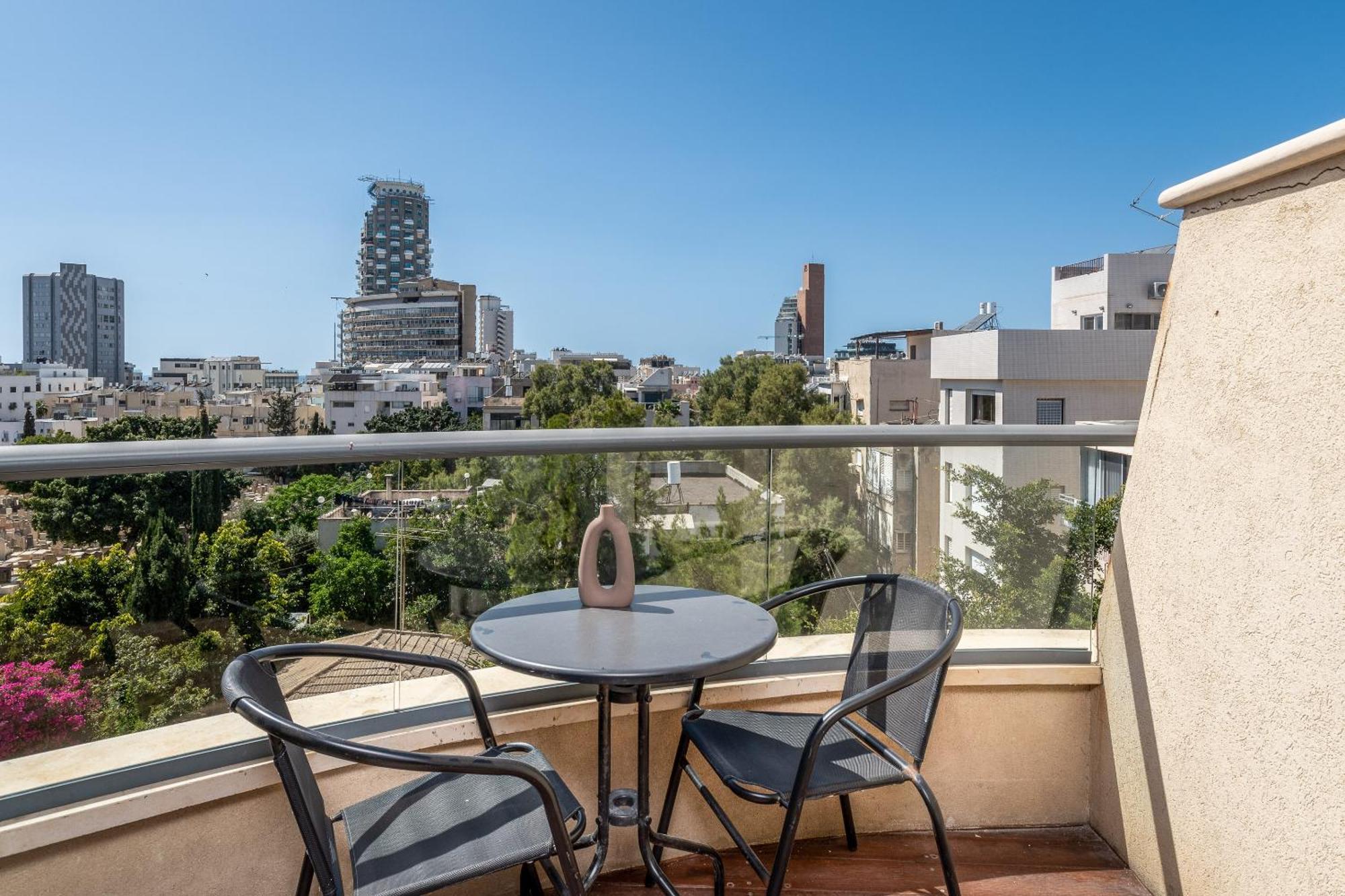 Modern & Sunny 1 Bdr W Balcony And Parking Lejlighed Tel Aviv Eksteriør billede