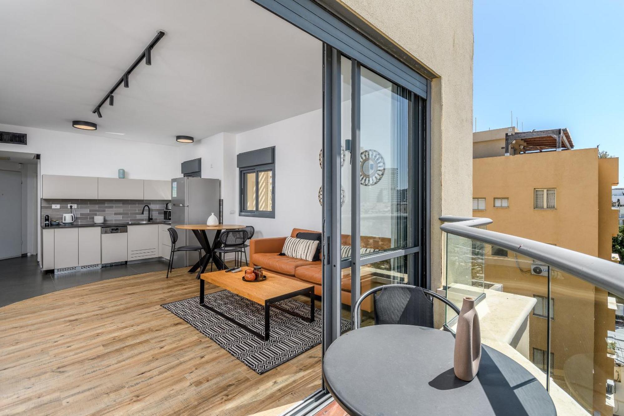 Modern & Sunny 1 Bdr W Balcony And Parking Lejlighed Tel Aviv Eksteriør billede